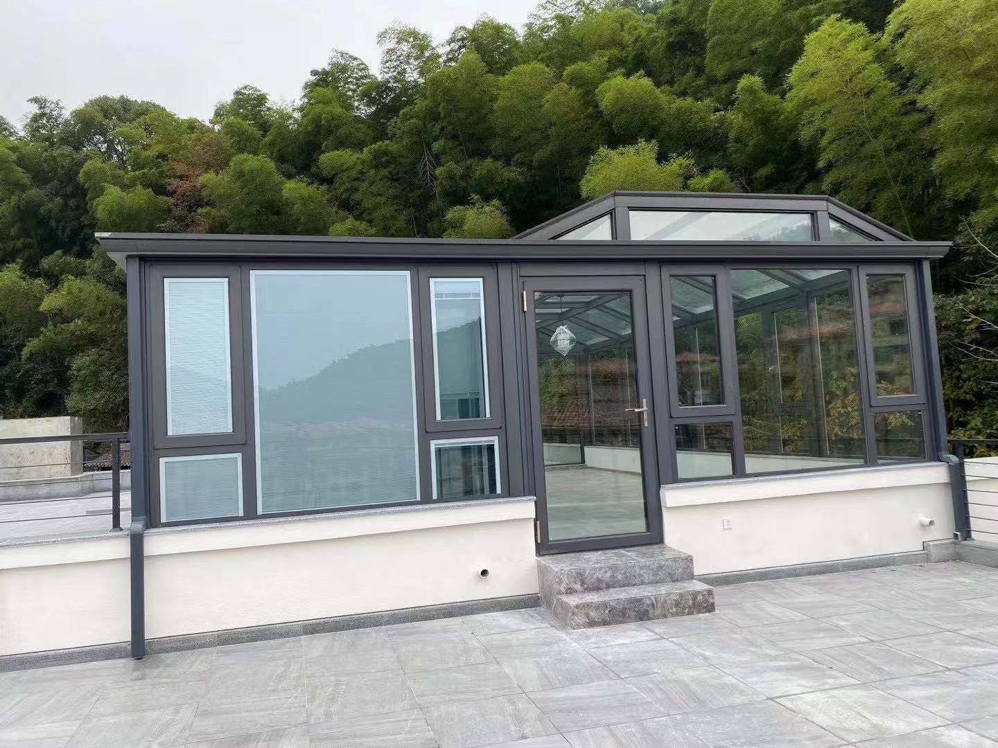 系统阳光房门窗