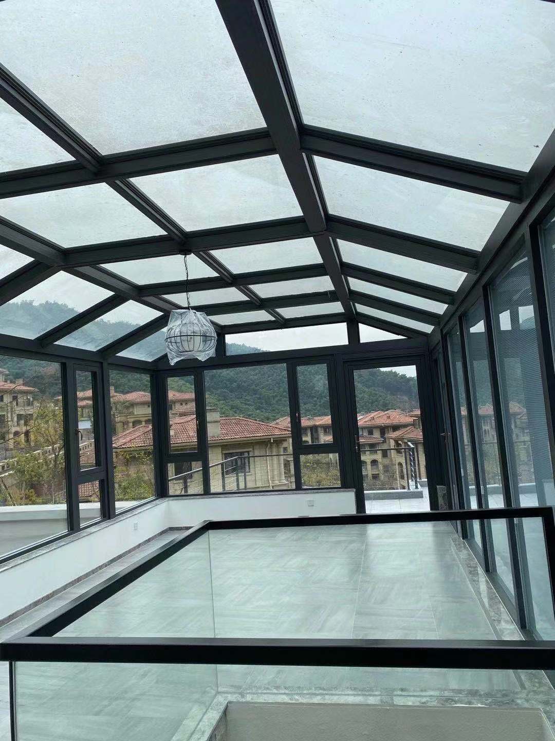 系统阳光房门窗